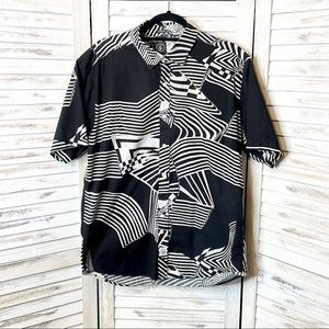 VOLCOM | Y2K Men’s Geo Collared Short Sleeve Button Up Top